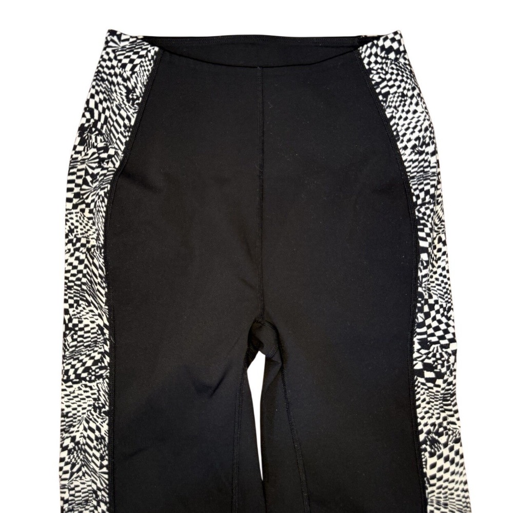 Free People Movement Checkmate Flare Leggings Black White Stripe Pants Sz XS - Picture 3 of 16